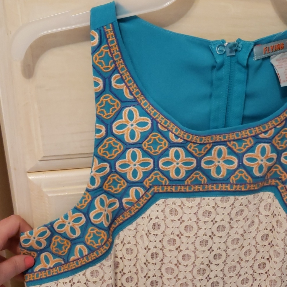 Dress - Picture 2 of 4